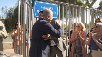 el-alcalde-inaugura-en-triana-los-jardines-dedicados-a-la-artista-maria-jimenez