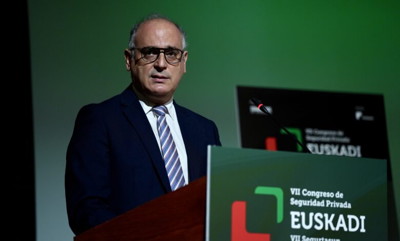 ricardo-ituarte-inaugura-el-“vii-congreso-de-seguridad-privada-de-euskadi”