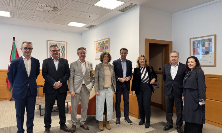 el-vicelehendakari-torres-califica-de-“positiva”-la-ronda-de-contactos-con-los-agentes-sociales