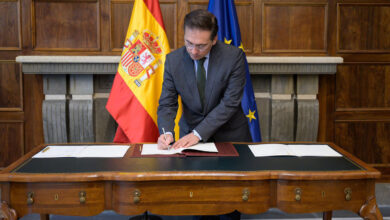 albares-acuerda-con-el-sector-juridico-impulsar-el-arbitraje-internacional-en-espanol