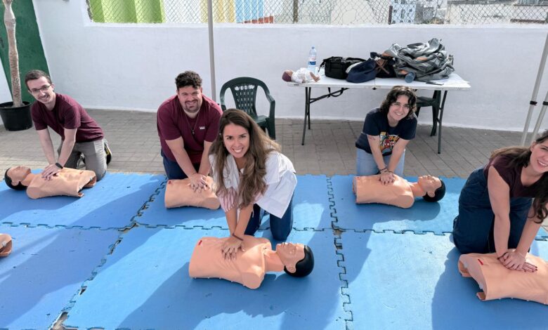 el-scs-congrega-a-un-centenar-de-familias-en-la-feria-de-la-salud-del-ceip-la-goleta